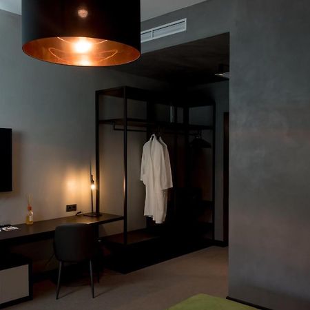 אודסה Brik Hotel מראה חיצוני תמונה