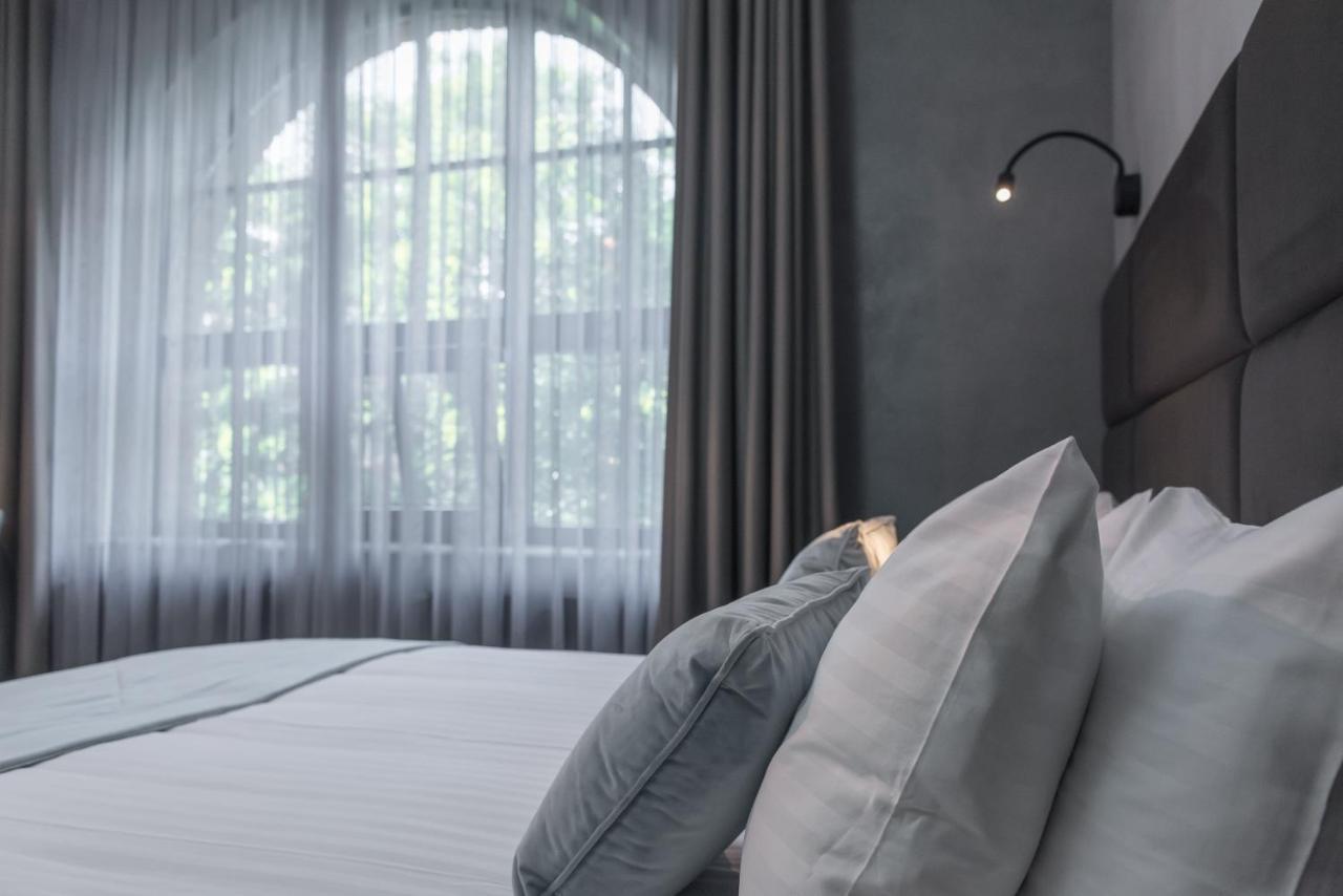 אודסה Brik Hotel מראה חיצוני תמונה